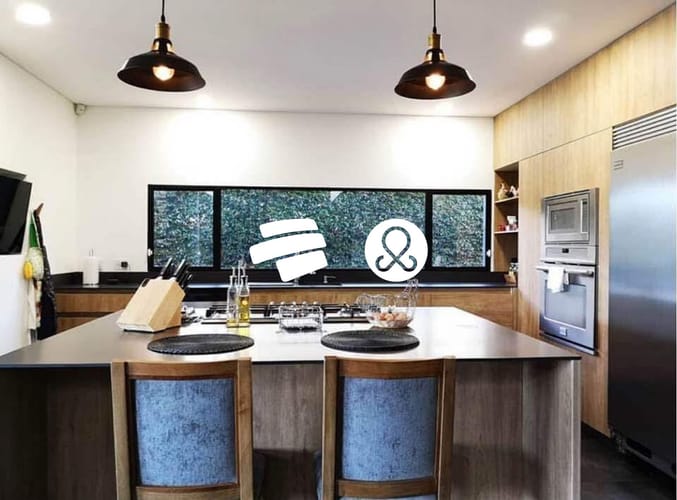 Casa de 5 alcobas en venta en Vía Las Palmas, Envigado, 1560 m² · foto 2 de 5