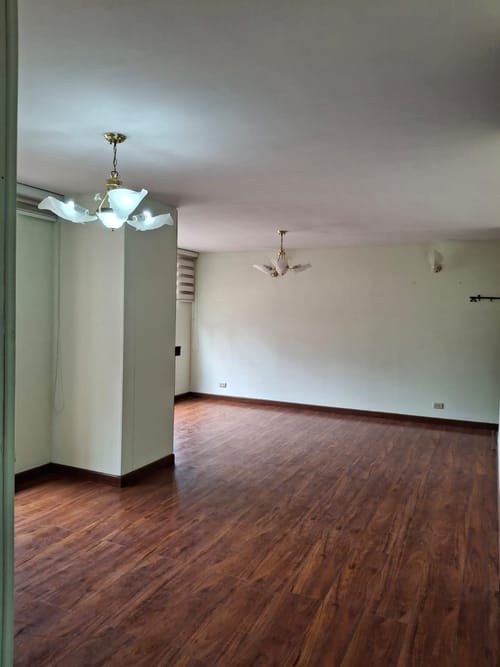 Apartamento en venta en Portales Del Norte, Bogotá · foto 2 de 24