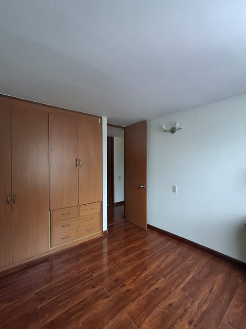 Apartamento en venta en Portales Del Norte, Bogotá · foto 12 de 24