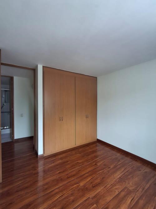 Apartamento en venta en Portales Del Norte, Bogotá · foto 14 de 24