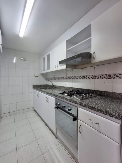 Apartamento en venta en Portales Del Norte, Bogotá · foto 6 de 24