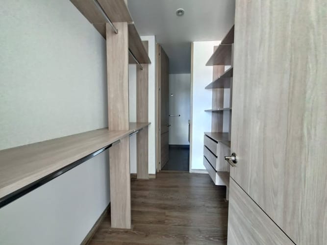 Apartamento de 3 alcobas en venta en La Floresta, Bogotá, 128 m² · foto 10 de 24