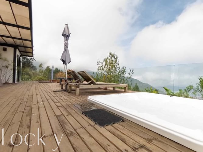 Casa de 2 alcobas en venta en Vallano, Envigado, 230 m² · foto 3 de 16