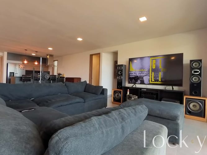 Casa de 2 alcobas en venta en Vallano, Envigado, 230 m² · foto 9 de 16