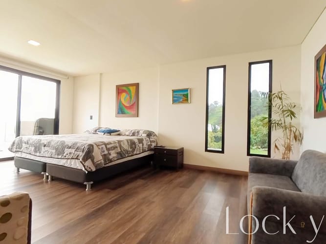 Casa de 2 alcobas en venta en Vallano, Envigado, 230 m² · foto 13 de 16