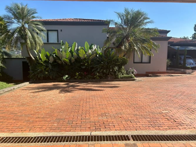 Casa de 5 alcobas en venta en Pance, Cali, 365 m² · foto 3 de 24