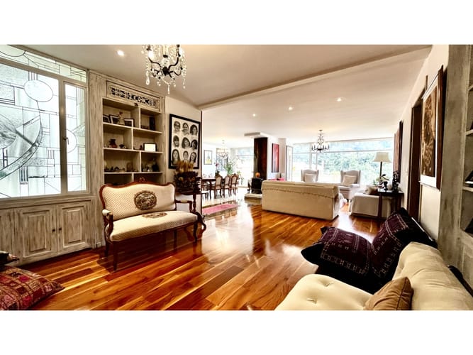Apartamento de 3 alcobas en venta en Usaquen, Bogotá, 253 m² · foto 3 de 24