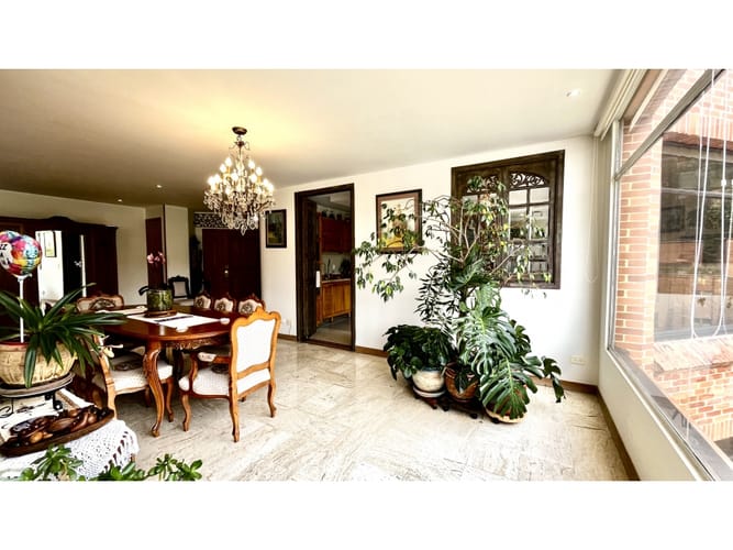 Apartamento de 3 alcobas en venta en Usaquen, Bogotá, 253 m² · foto 18 de 24