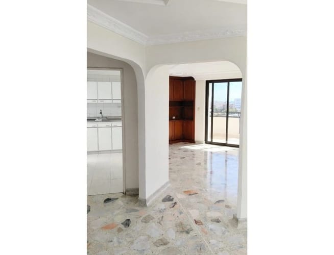 Apartamento de 3 alcobas en venta en El Prado, Bucaramanga, 132 m² · foto 2 de 20