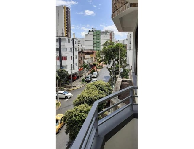 Apartamento de 3 alcobas en venta en El Prado, Bucaramanga, 132 m² · foto 4 de 20