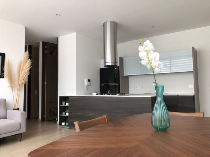 Apartamento de 1 alcoba en venta en Chicó Navarra, Bogotá, 66 m² · foto 4 de 24