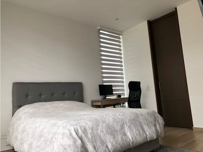 Apartamento de 1 alcoba en venta en Chicó Navarra, Bogotá, 66 m² · foto 9 de 24