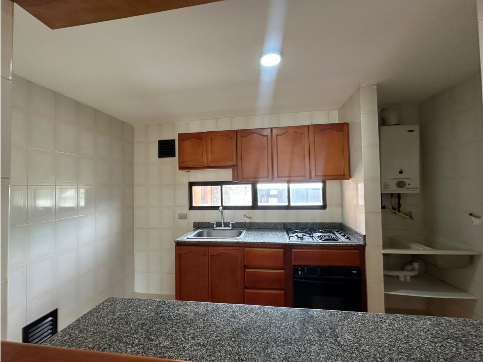 Apartamento en venta en Laureles, Medellín · foto 5 de 13