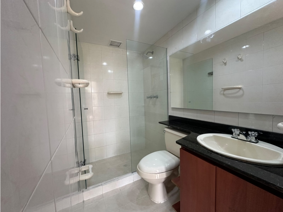 Apartamento en venta en Laureles, Medellín · foto 9 de 13