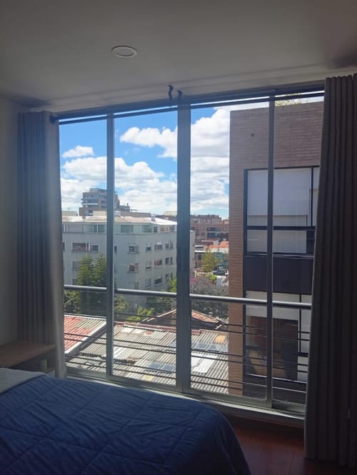 Apartamento de 2 alcobas en venta en Santa Paula, Bogotá, 63 m² · foto 2 de 12
