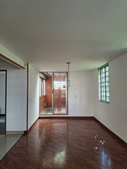Casa de 4 alcobas en arriendo en Mazuren, Bogotá, 200 m² · foto 2 de 18