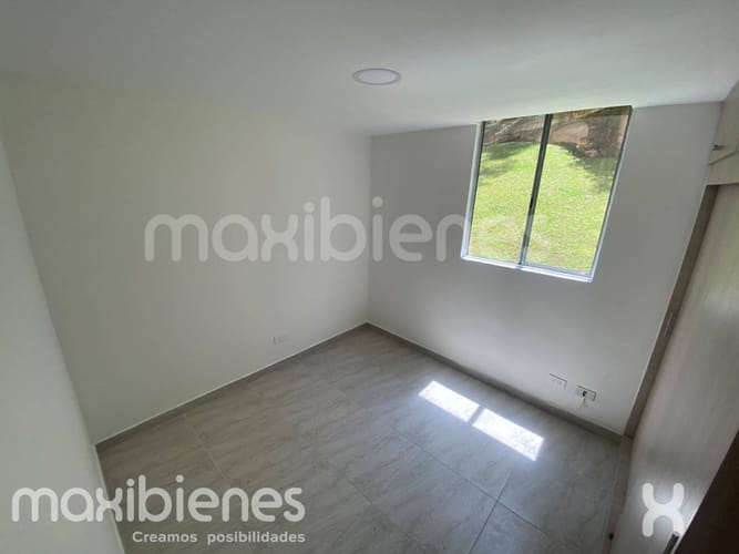 Apartamento de 2 alcobas en arriendo en Las Palmas, Medellín, 45 m² · foto 4 de 12