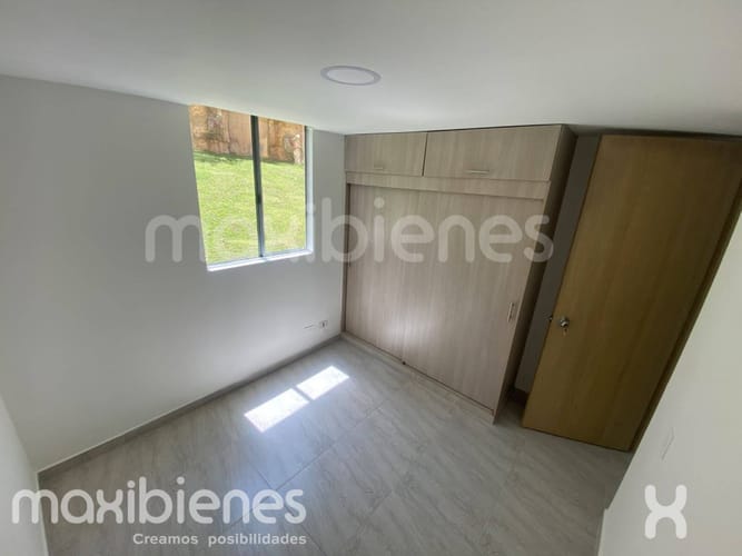 Apartamento de 2 alcobas en arriendo en Las Palmas, Medellín, 45 m² · foto 5 de 12