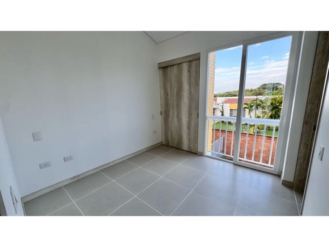 Casa de 2 alcobas en venta en El Castillo, Jamundí, 87 m² · foto 10 de 21