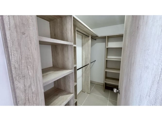 Casa de 2 alcobas en venta en El Castillo, Jamundí, 87 m² · foto 11 de 21