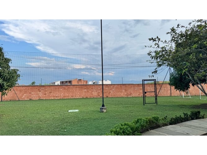 Casa de 2 alcobas en venta en El Castillo, Jamundí, 87 m² · foto 21 de 21
