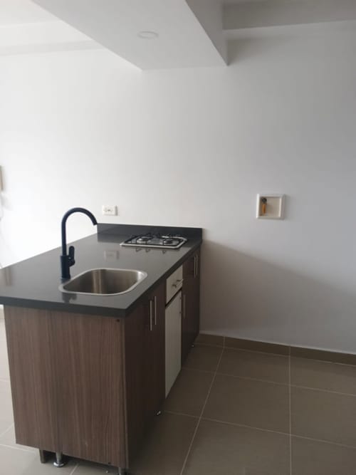 Apartaestudio en arriendo en Suramericana, Medellín, 32 m² · foto 4 de 13