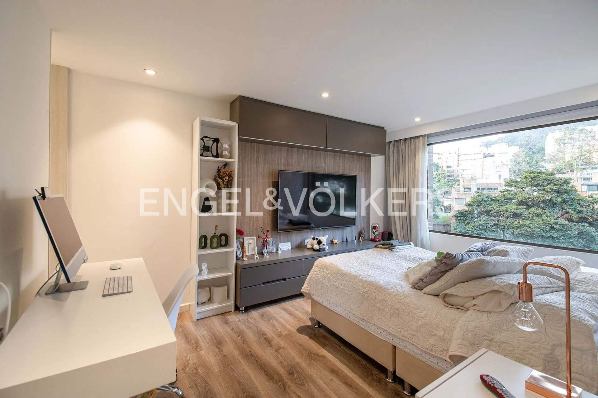 Apartamento en venta en Los Rosales, Bogotá · foto 13 de 16