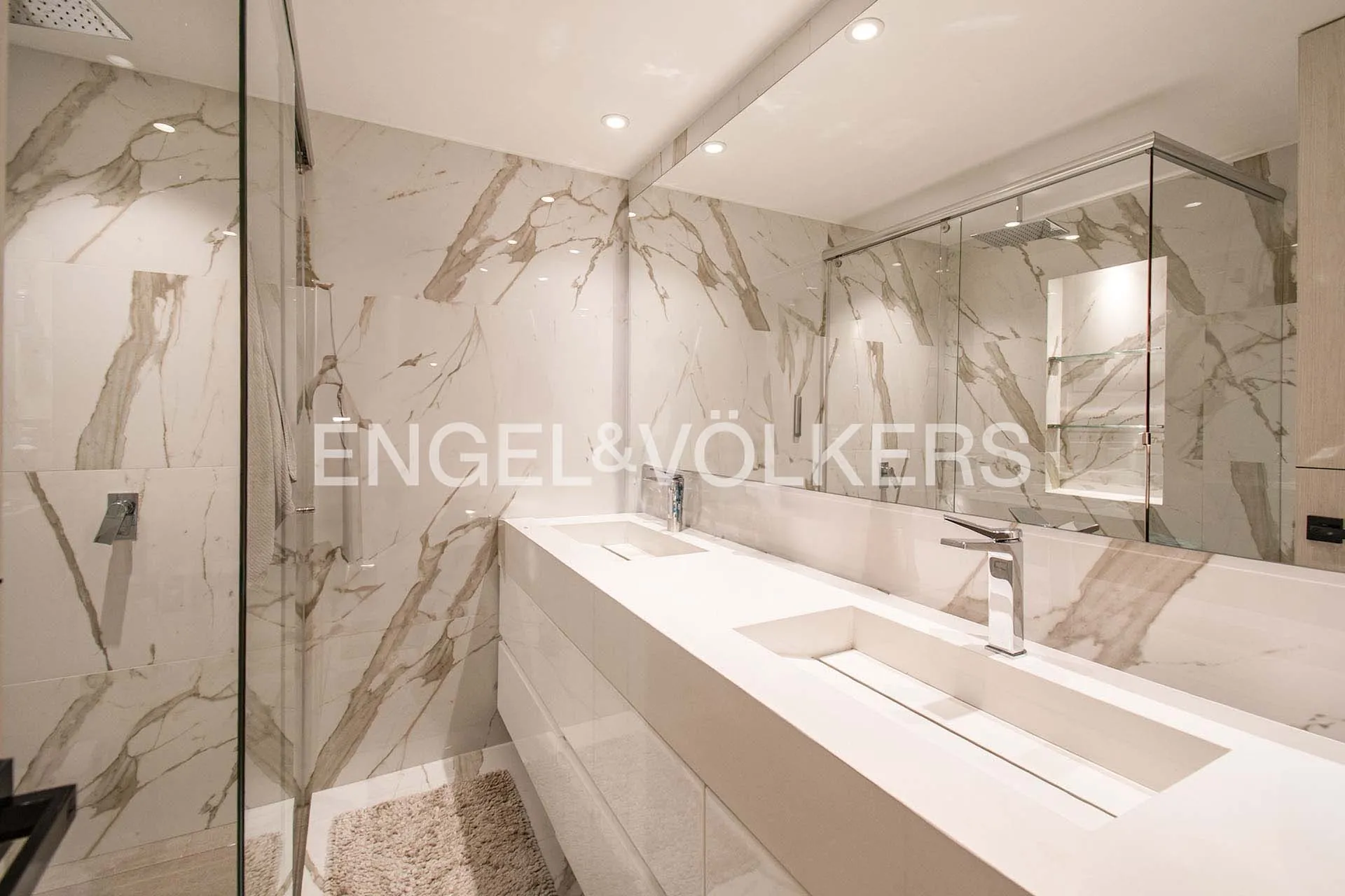 Apartamento en venta en Los Rosales, Bogotá · foto 12 de 16