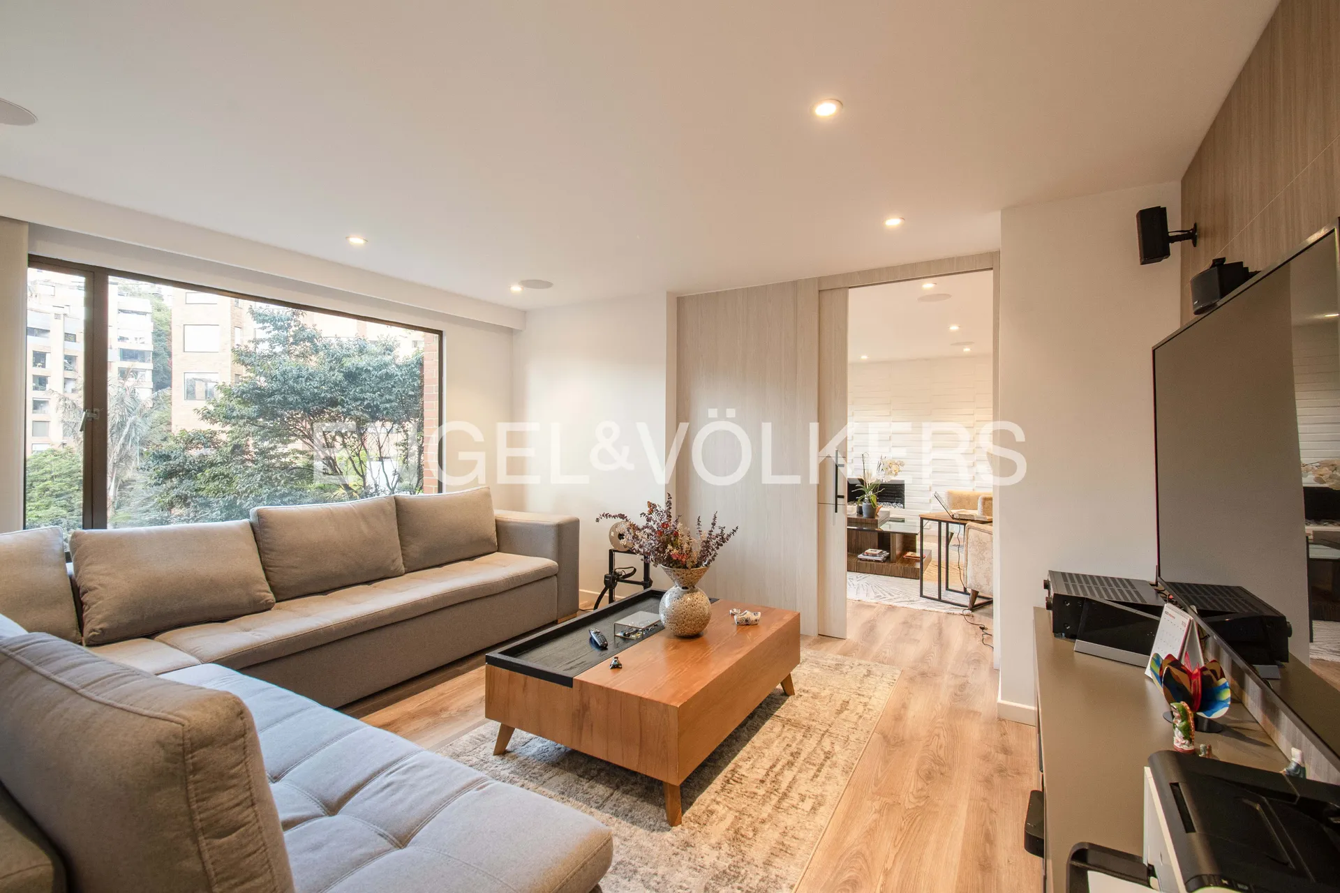 Apartamento en venta en Los Rosales, Bogotá · foto 9 de 16