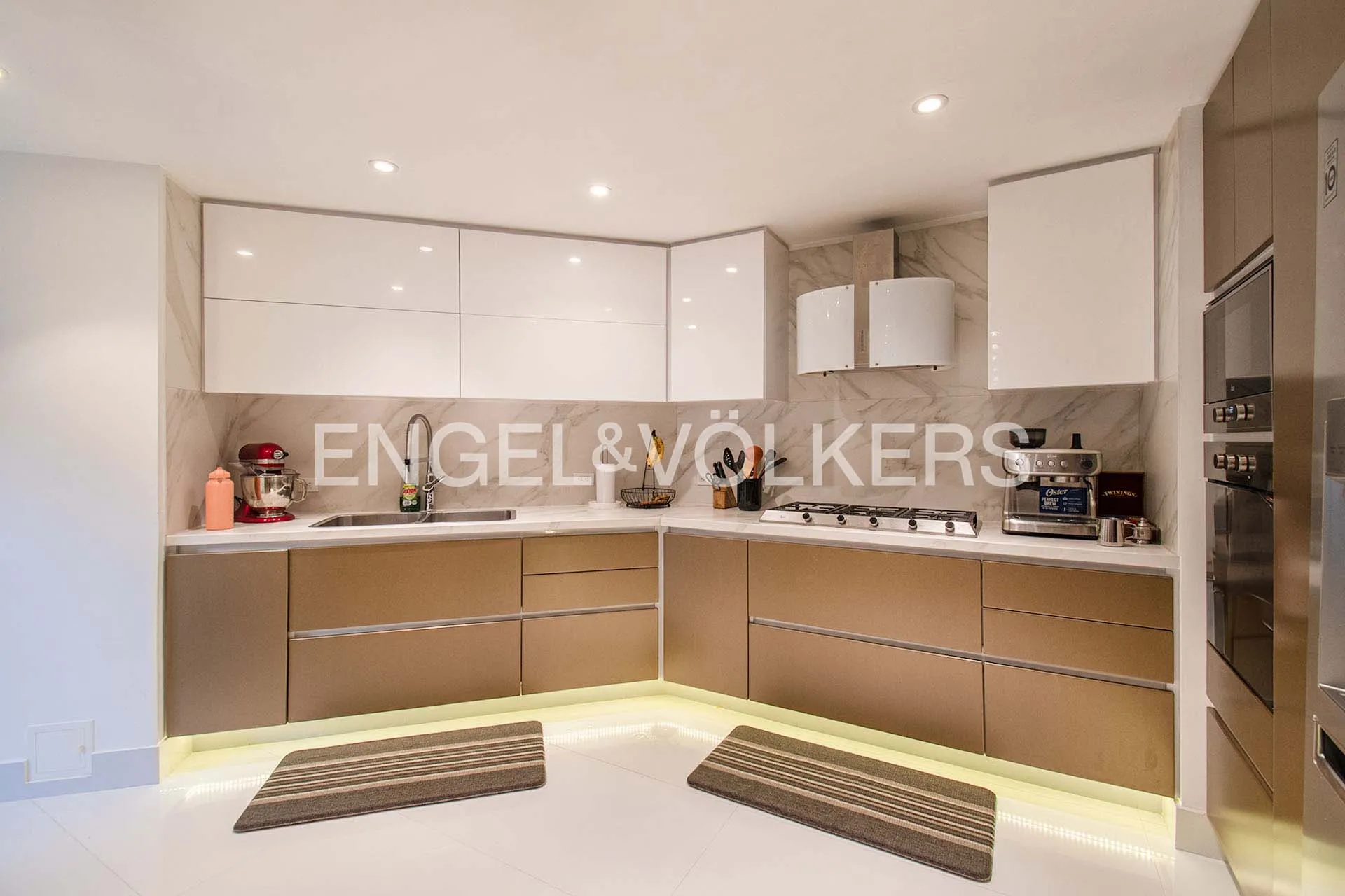 Apartamento en venta en Los Rosales, Bogotá · foto 7 de 16