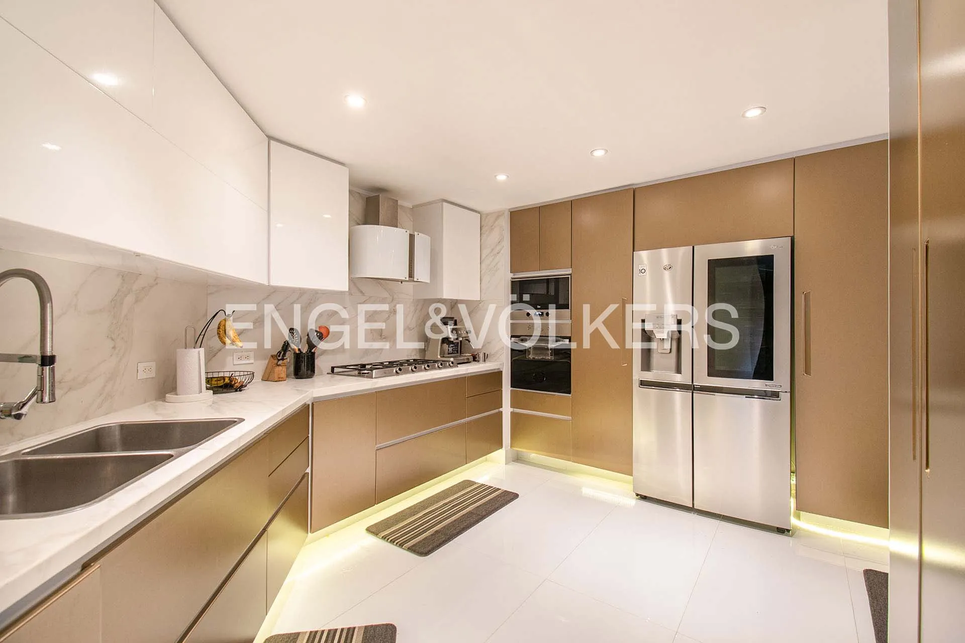 Apartamento en venta en Los Rosales, Bogotá · foto 6 de 16