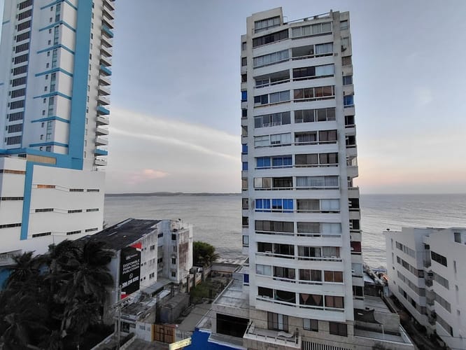 Apartamento de 3 alcobas en venta en El Laguito, Cartagena, 84 m² · foto 11 de 24