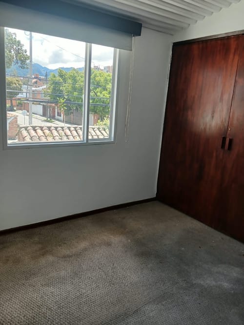 Casa en venta en La Esmeralda, Bogotá · foto 2 de 12