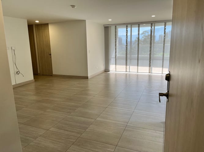 Apartamento de 3 alcobas en venta en Los Alcazares, Sabaneta, 97 m² · foto 8 de 22