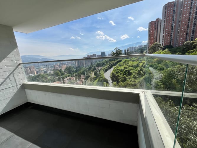 Apartamento de 3 alcobas en venta en Los Alcazares, Sabaneta, 97 m² · foto 15 de 22