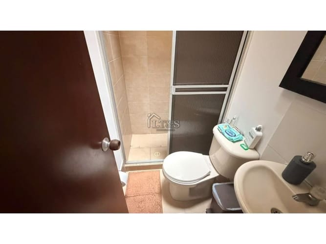 Casa de 4 alcobas en venta en Valle Del Lili, Cali, 110 m² · foto 3 de 13