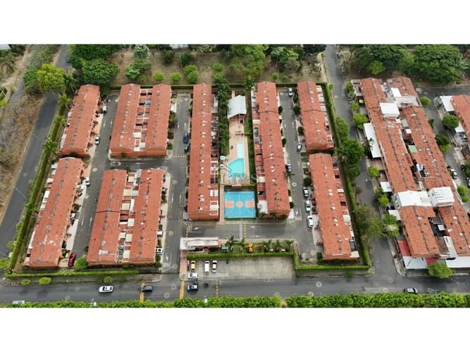Casa de 4 alcobas en venta en Valle Del Lili, Cali, 110 m² · foto 5 de 13