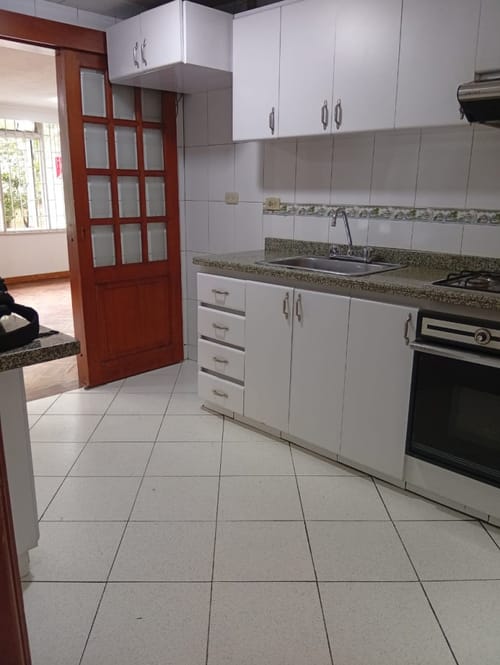 Apartamento de 3 alcobas en arriendo en El Nogal, Bogotá, 120 m² · foto 9 de 24