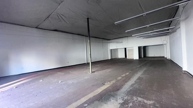 Bodega en arriendo en El Piloto, Cali, 227 m² · foto 3 de 11