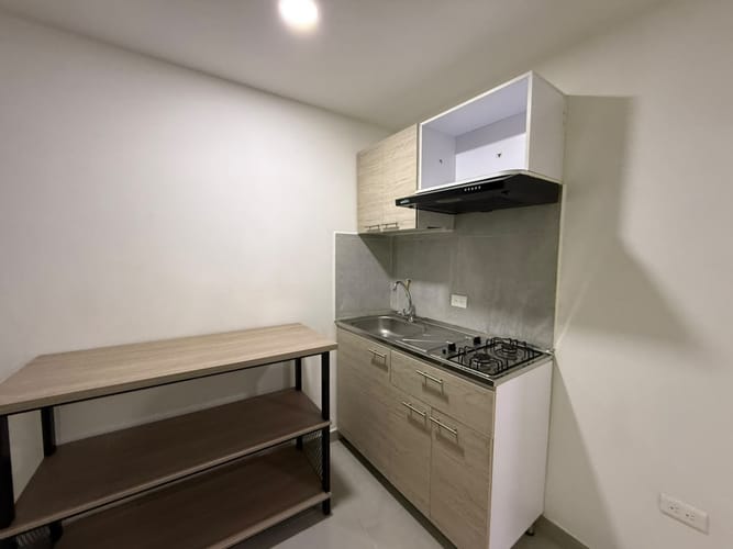 Apartaestudio en arriendo en Caicedo, Medellín, 30 m² · foto 2 de 6