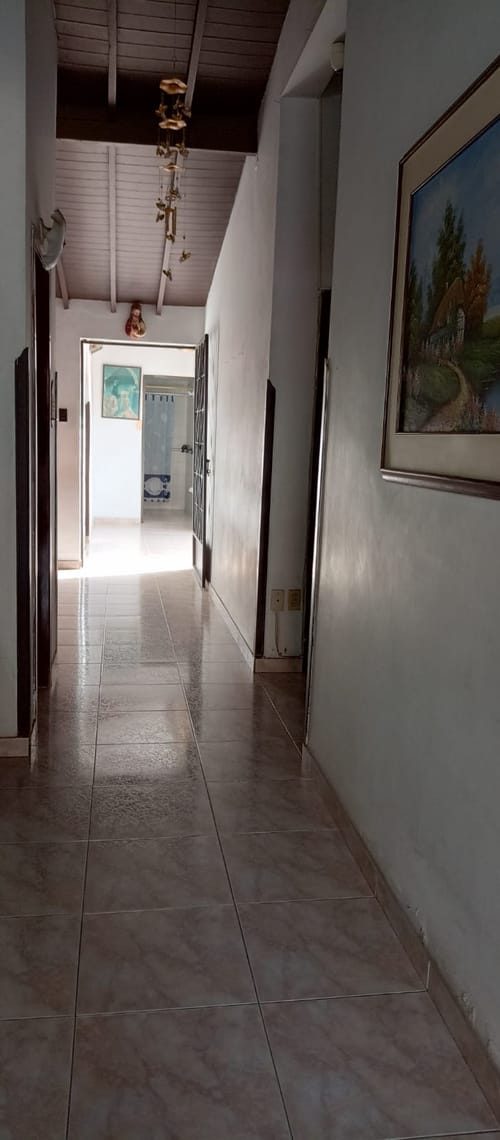 Casa de 3 alcobas en venta en El Poblado, Girón, 122 m² · foto 4 de 10