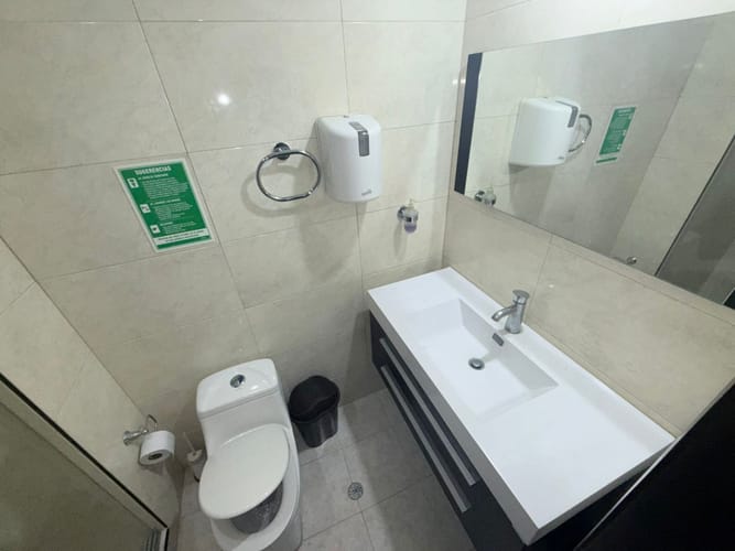 Oficina en arriendo en Centenario, Cali, 105 m² · foto 8 de 21