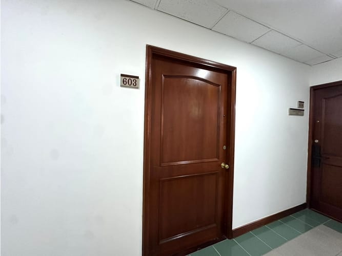 Oficina en venta en Urbanizacion Crucero Del Sur, Medellín, 40 m² · foto 6 de 7