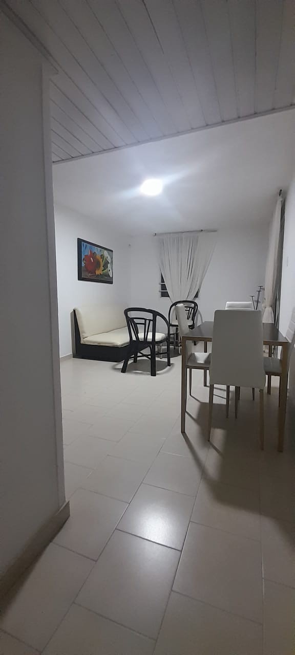 Apartamento en venta en El Laguito, Cartagena · foto 7 de 13