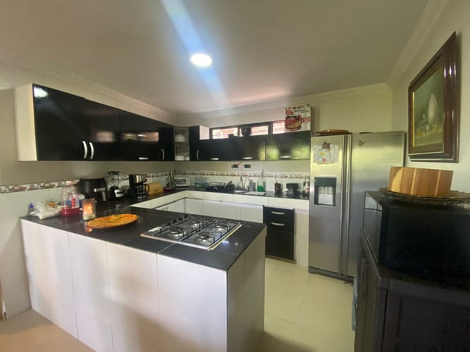 Casa de 6 alcobas en venta en Alfaguara, Jamundí, 480 m² · foto 17 de 24