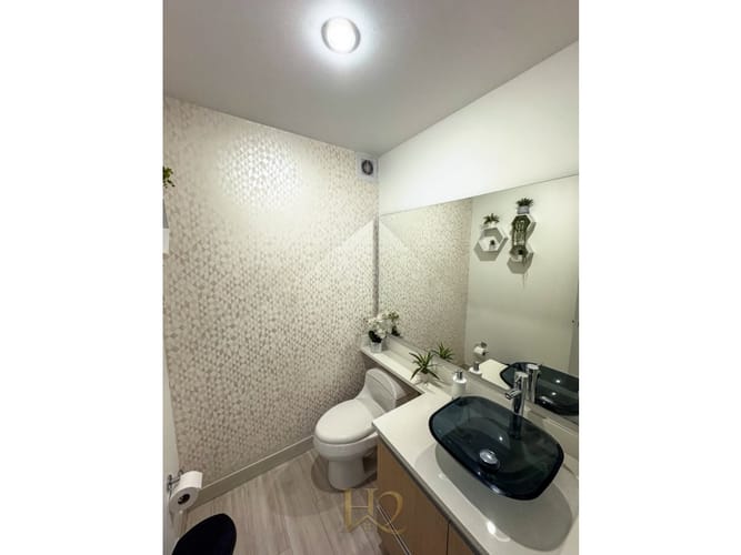 Apartamento de 4 alcobas en venta en El Poblado, Medellín, 250 m² · foto 6 de 18