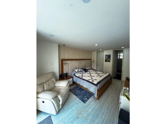 Apartamento de 4 alcobas en venta en El Poblado, Medellín, 250 m² · foto 11 de 18
