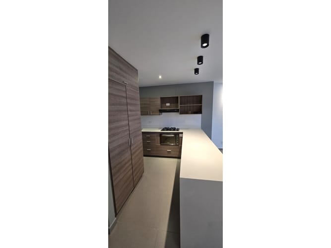 Apartamento en venta en Escobero, Envigado, 85 m² · foto 2 de 21