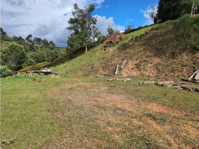 Lote en venta en Samaria, El Carmen de Viboral, 3720 m² · foto 9 de 10