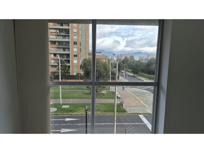 Apartamento de 3 alcobas en venta en La Felicidad, Bogotá, 140 m² · foto 23 de 24
